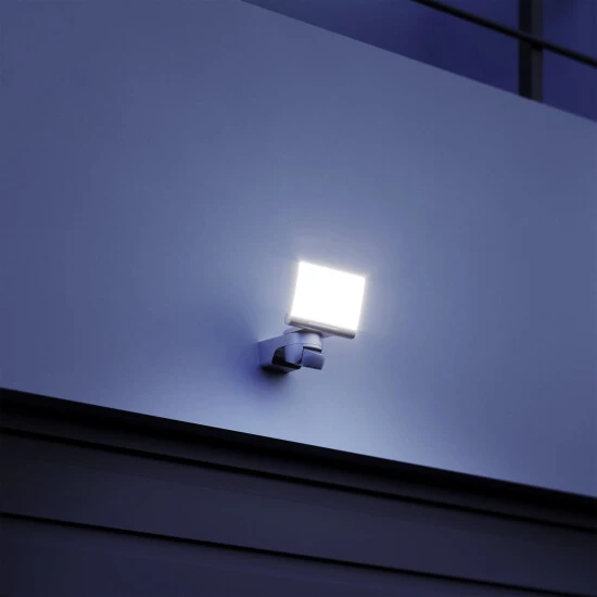 STEINEL Sensor-Außenstrahler »XLED Home 2«, 14 W, Inkl. Bewegungsmelder 3 STEINEL Sensor-Außenstrahler »XLED Home 2«, 14 W, Inkl. Bewegungsmelder – Bild 3